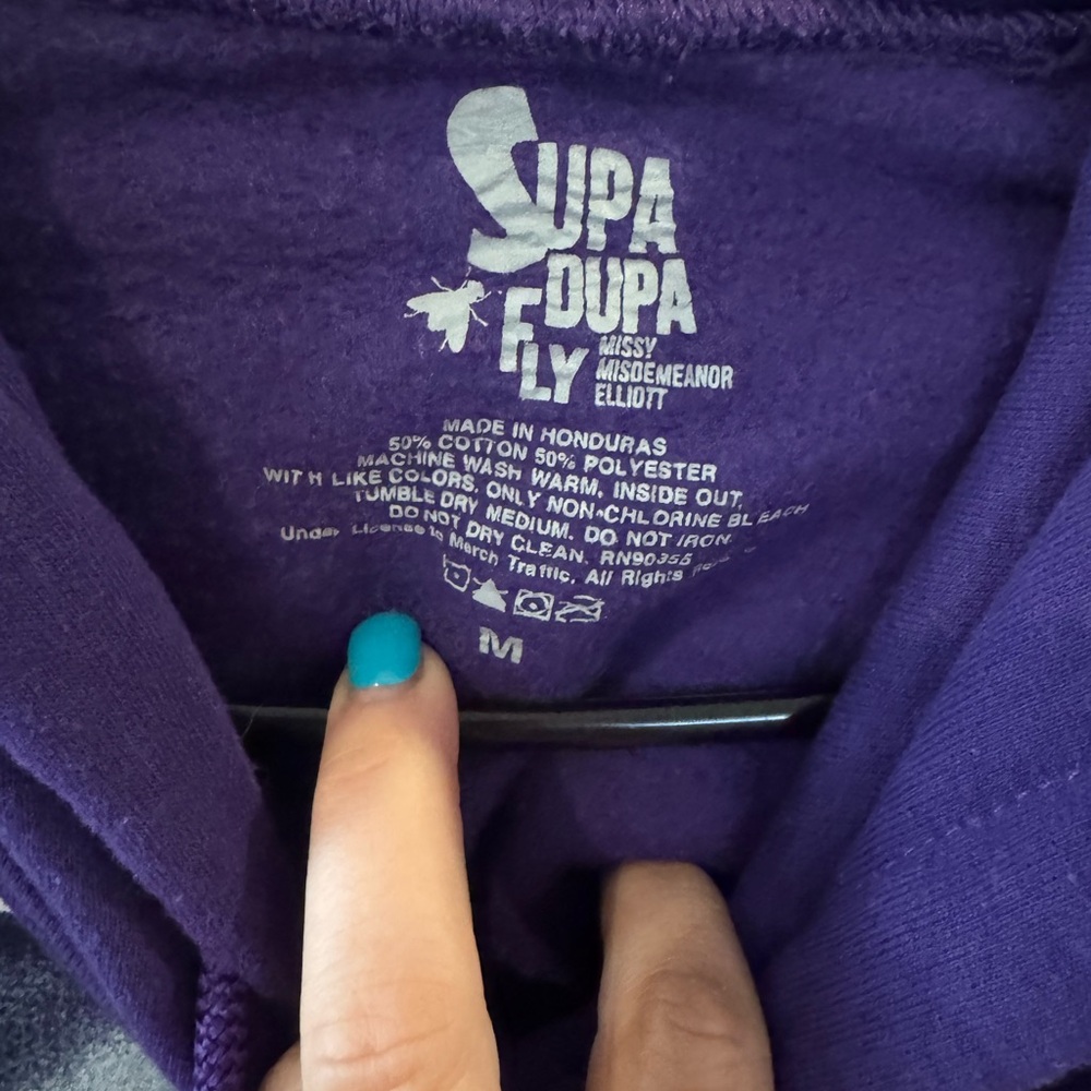 Missy Elliott Supa Dupa Fly Cropped Purple Hoodie - Picture 2 of 3